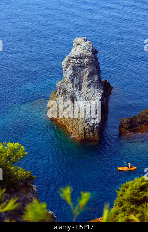 Kayak di mare presso la penisola di Giens, Francia Provenza, Hyeres Foto Stock