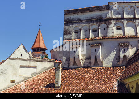 PREJMER, Brasov, Romania - 8 giugno 2015: dettagli architettonici del Prejmer chiesa fortificata, la più grande nel sud-est Europ Foto Stock