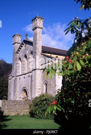 Margam Chiesa Abbaziale di Santa Maria vergine fronte ovest Port Talbot Neath Port Talbot County South Wales UK Foto Stock