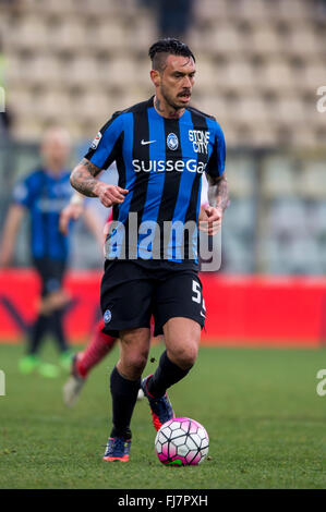 Modena, Italia. 28 Feb, 2016. Mauricio Pinilla (Atalanta) Calcio/Calcetto : Italiano 'Serie A' match tra Carpi FC 1-1 Atalanta allo Stadio Alberto Braglia di Modena . © Maurizio Borsari/AFLO/Alamy Live News Foto Stock