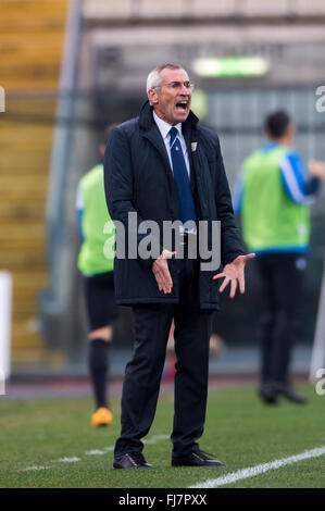 Modena, Italia. 28 Feb, 2016. Edoardo Reja (Atalanta) Calcio/Calcetto : Italiano 'Serie A' match tra Carpi FC 1-1 Atalanta allo Stadio Alberto Braglia di Modena . © Maurizio Borsari/AFLO/Alamy Live News Foto Stock