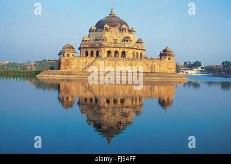 Sher Shah Suri tomba, Sher Shah Suri, Sultano dell'Impero Suri, Sasaram, Bihar, India, Asia Foto Stock