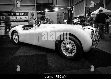 Auto sportiva Jaguar XK120 roadster. In bianco e nero. Foto Stock