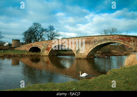 Il Nungate Bridge e il fiume Tyne, Haddington, East Lothian Foto Stock