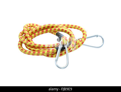 Nuova corda elastica con ganci su sfondo bianco. Isolato con tracciato di ritaglio Foto Stock