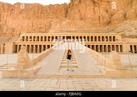 Tempio mortuario di Hatshepsut, Luxor, Egitto. Foto Stock