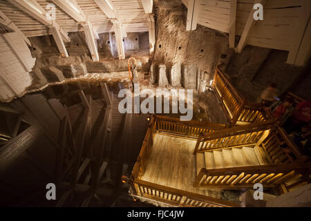 L'Europa, Polonia, le Miniere di Sale di Wieliczka, lago sotterraneo in Józef Piłsudski Camera, Patrimonio Mondiale dell UNESCO Foto Stock