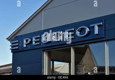 Peugeot concessionaria auto. Foto Stock