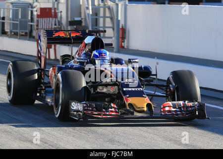 Barcellona, Spagna. 01 Mar, 2016. Formula 1 winter test di auto al Circuit de Catalunya di Barcellona il Test 2 giorno 1. Scuderia Toro Rosso STR11 &#x2013; Max Verstappen Credito: Azione Sport Plus/Alamy Live News Foto Stock