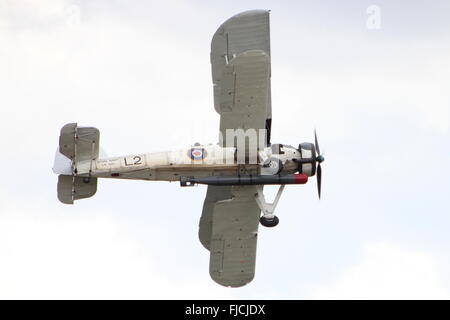 G-AVJH (LS326), un Fairey Swordfish II gestito dalla Royal Navy volo storico, durante la sua visualizzazione a East Fortune nel 2013. Foto Stock