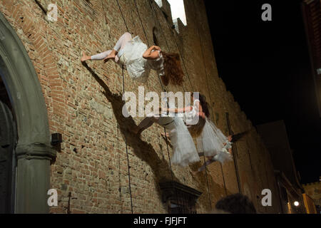 Cafelulè-Certaldo-Firenze festival medievale Mercantia - Inizio della mostra Foto Stock