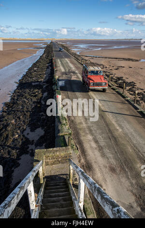 Vista dal rifugio sull Isola Santa Causeway, Northumberland, Inghilterra, Regno Unito, GB, l'Europa. Foto Stock