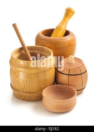 Oggetti per il servizio da tavola in legno isolato su sfondo bianco Foto Stock