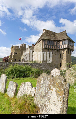 La città fortificata di Manor House di Stokesay Castle, vicino a craven arms, Shropshire, Inghilterra, Regno Unito Foto Stock