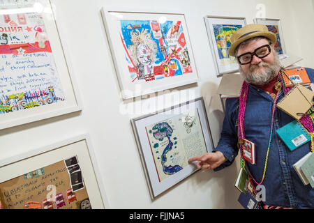 Londra, Regno Unito. 2 Marzo, 2016. Robert Hooker: 'Dream Libri' mostrato come parte dell arte in mente; calore rosso mostra presso la Brick Lane Gallery Credito: Guy Corbishley/Alamy Live News Foto Stock