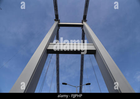 Il viadotto del Ponte sul Bosforo nella città di Istanbul, Turchia Foto Stock