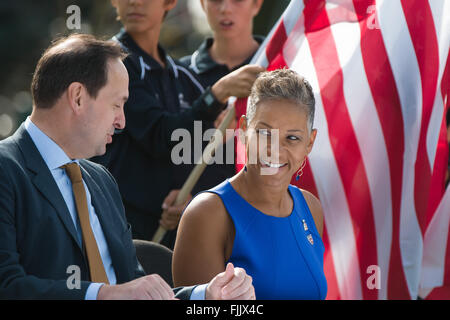 Melbourne, Australia. 3 Mar, 2016. Katrina Adams, il presidente del consiglio di amministrazione e CEO e Presidente della USTA presso il tabellone ufficiale della BNP Paribas Davis Cup World Group primo round tie tra Australia e USA a Kooyong tennis club di Melbourne, Australia. Sydney bassa/Cal Sport Media/Alamy Live News Foto Stock