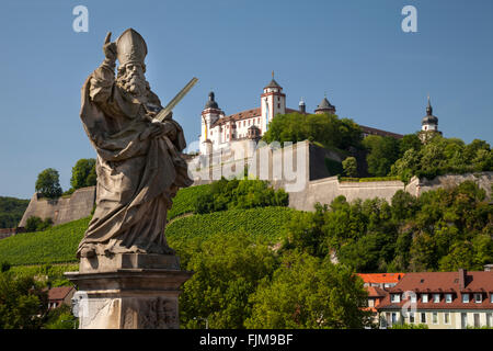 Geografia / viaggi, in Germania, in Baviera, Würzburg, castelli, Fortezza di Marienberg, vista esterna, Additional-Rights-Clearance-Info-Not-Available Foto Stock