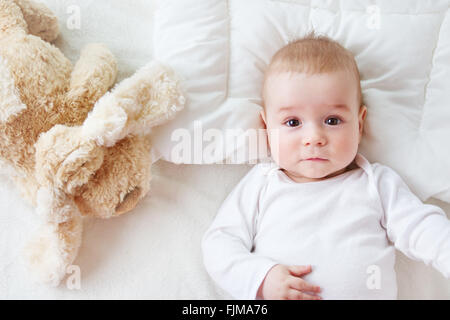 Sette mesi nel letto Foto Stock