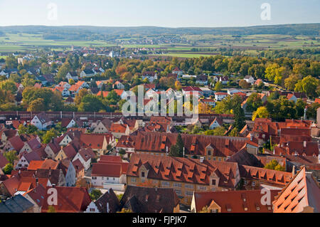 Geografia / viaggi, Germania, Nördlingen, viste sulla città / cityscapes, vista dalla torre di protestante del San Giorgio chiesa parrocchiale, Additional-Rights-Clearance-Info-Not-Available Foto Stock