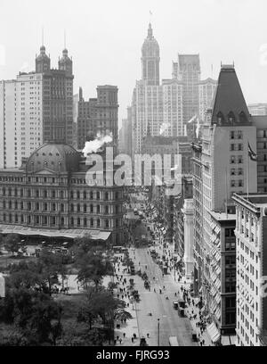 Angolo di Alta Vista di Broadway dalle camere Street, New York City, Stati Uniti d'America, circa 1908 Foto Stock