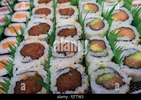Rotoli di sushi Foto Stock