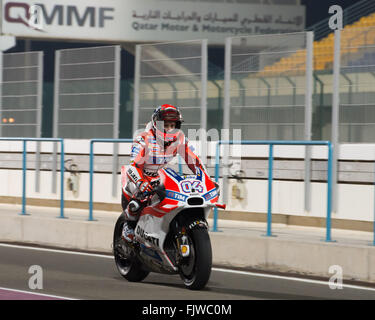 Doha in Qatar. 3 Marzo, 2016. Andrea Dovizioso durante il secondo giorno della finale di test pre-stagione per il 2016 FIM del Campionato del Mondo di MotoGP a Losail International Credit: Tom Morgan/Alamy Live News Foto Stock