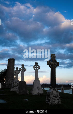 Monastero di Clonmacnoise shannon Offaly Irlanda Foto Stock