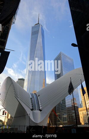 World Trade Center oculo e libertà Tower, New York City, NY, STATI UNITI D'AMERICA Foto Stock