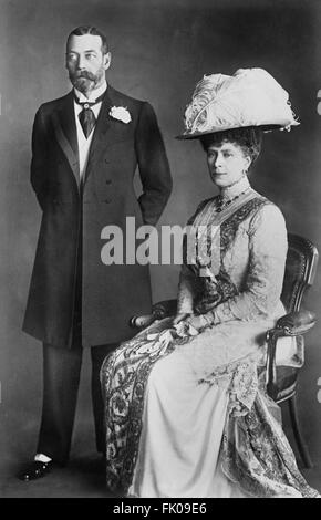 George V (1865-1936), Re del Regno Unito e dei domini britannici, Maria di Teck (1867-1953), Regina del Regno Unito e dei domini britannici, Ritratto, Harris & Ewing, 1914s Foto Stock
