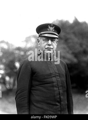 John Philip Sousa (1854-1932), compositore e direttore, Ritratto, circa 1922.jpg Foto Stock