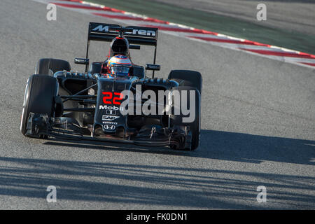 Montmelo, Spagna. 04 Mar, 2016. Autista Jenson Button . Il team McLaren Honda. Formula Uno giorni di test sul Circuito de Catalunya. Montmelo, Spagna. Marzo 4, 2016 Credit: Miguel Aguirre Sánchez/Alamy Live News Foto Stock