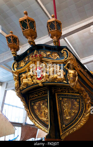 Il Museo Marittimo di Lisbona è dedicata a tutti gli aspetti della storia della navigazione in Portogallo. Royal Barge Foto Stock