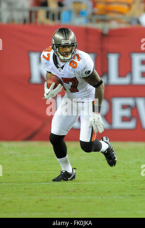 Agosto 18, 2011 - Tampa, Fla, Stati Uniti d'America - XXXXXXX) durante il gioco Bucs contro il New England Patriots presso Raymond James Stadium su agosto 18, 2011 a Tampa, in Florida, ZUMA Press/Scott A. Miller. (Credito Immagine: © Scott A. Miller via ZUMA filo) Foto Stock