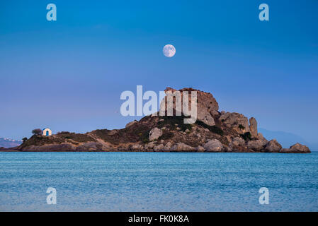 Kastri isola sotto la luna piena Foto Stock