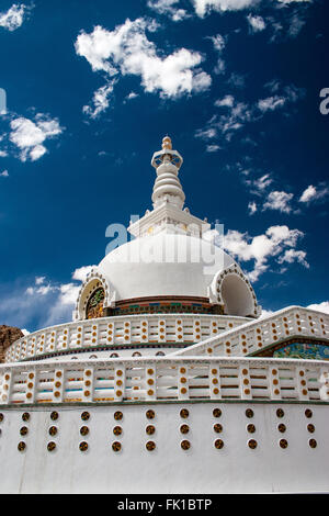 Sacro Shanti Stupa in Leh Foto Stock