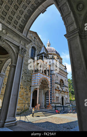 Cappella Colleoni e la Basilica di Santa Maria Maggiore nel Duomo square di Bergamo, Foto Stock
