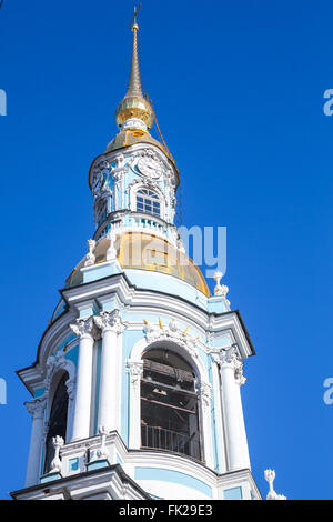 Campanile della chiesa ortodossa di San Nicola Cattedrale navale, San Pietroburgo, Russia Foto Stock