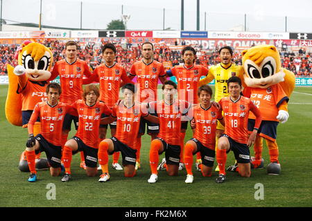 Saitama, Giappone. Mar 5, 2016. Omiya Ardija gruppo team line-up calcio/calcetto : 2016 J1 League 1 stadio match tra Omiya Ardija 2-0 Kashiwa Reysol a NACK5 Stadium di Saitama, Giappone . © Sho Tamura AFLO/sport/Alamy Live News Foto Stock