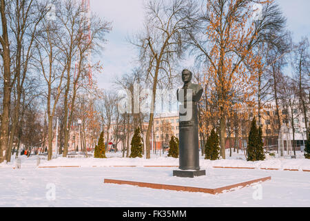 Gomel, Bielorussia - 23 Gennaio 2016: Monumento di Gromyko a Gomel, Bielorussia. Andrei Gromyko (1909-1989) era un sovietico più duri Foto Stock