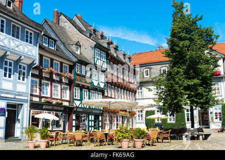 Tipiche case a graticcio, Goslar, Sito Patrimonio Mondiale dell'UNESCO, Harz, Bassa Sassonia, Germania, Europa Foto Stock