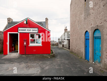 Uffici postali rurali nel piccolo villaggio di pescatori di Boddam, Scotland, Regno Unito, Europa Foto Stock
