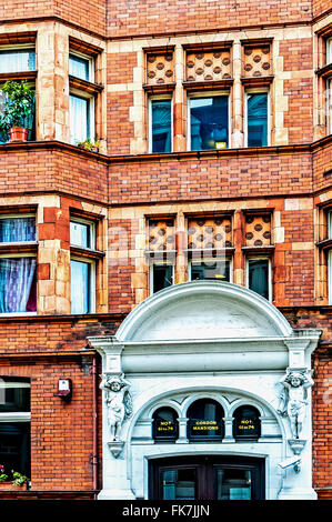Case nell area di Bloomsbury, Torrington Place, Londra; Haeuser in Bloomsbury; Foto Stock