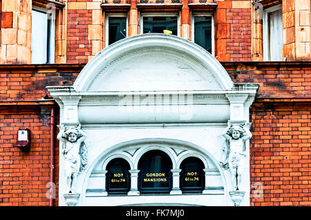 Case nell area di Bloomsbury, Torrington Place, Londra; Haeuser in Bloomsbury; Foto Stock