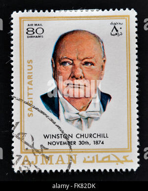 AJMAN - circa 1970: un timbro stampato in Ajman mostra Winston Churchill, circa 1970 Foto Stock