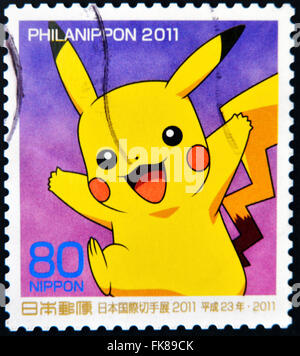 Giappone - circa 2011: un timbro stampato in Giappone mostra Pikachu, un Pokemon, circa 2011 Foto Stock