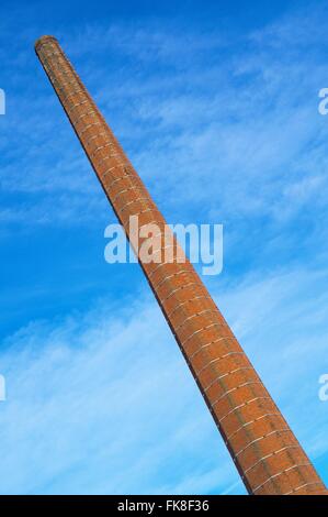 Dixon's camino. 290 piedi di altezza ex mulino tessile camino. Shaddon Mill, giunzione Street, Carlisle, Cumbria, Inghilterra, Regno Unito. Foto Stock