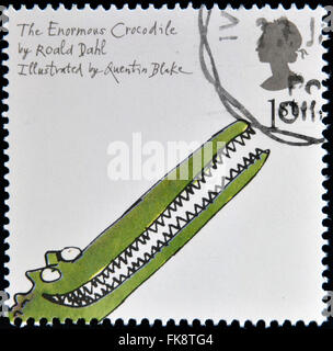Regno Unito : CIRCA 2006: timbro stampato in Gran Bretagna dedicato ai racconti di animali, mostra Roald Dahl 'l'enorme coccodrillo Foto Stock