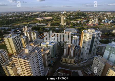 Vista della città e del Estadio Santa Cruz incidentali Foto Stock