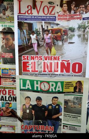 El Niño - Edicola in PAITA. Dipartimento di Piura .PERÙ Foto Stock